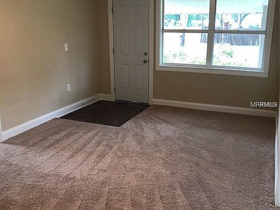 4th image of 1212 Carmen Ave