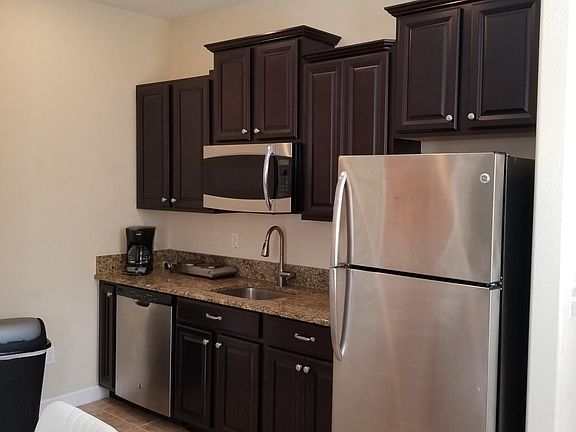 2nd image of 1928 Thetford Cir #1