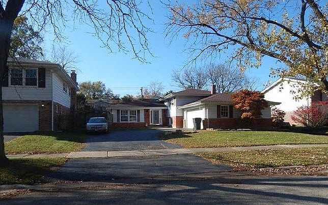 2nd image of 17806 Cherrywood Ln