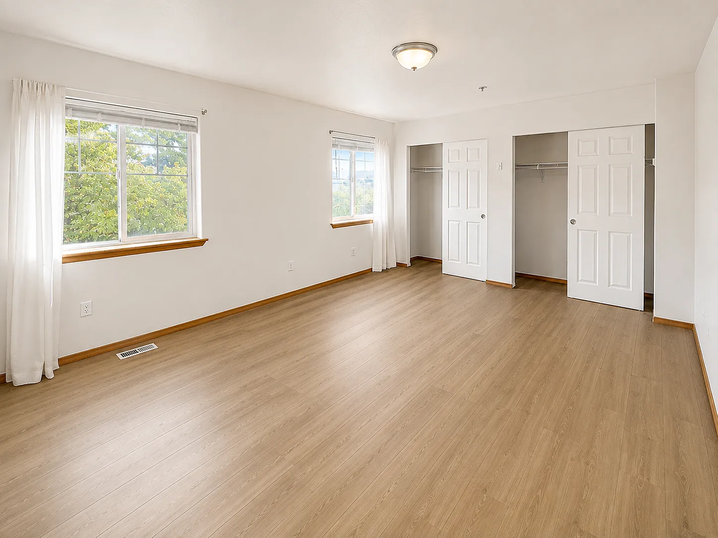 3 bed, 2.5 bath, 1300 sqft, $2,725 — Photo 4