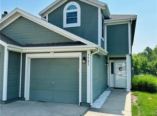 5581 NW Moonlight Meadow Dr, Lees Summit, MO 64064