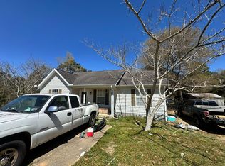 122 Oakridge Way, Defuniak Springs, FL 32433