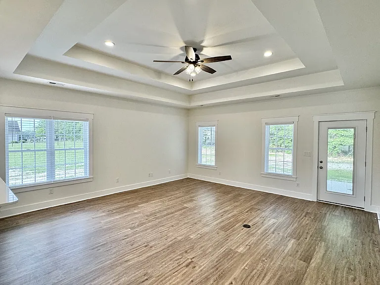 113 Dobbers Creek Dr — Photo 3