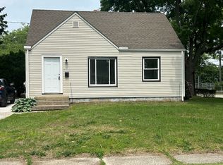1255 Crescent Dr, Painesville, OH 44077
