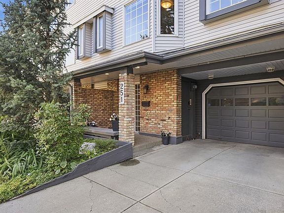 4th image of 4037 N 42nd St NW #251