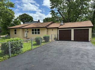 2470 Ackerman Ave, Saint Louis, MO 63114