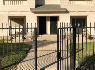 837 W 40th Pl, Los Angeles, CA 90037
