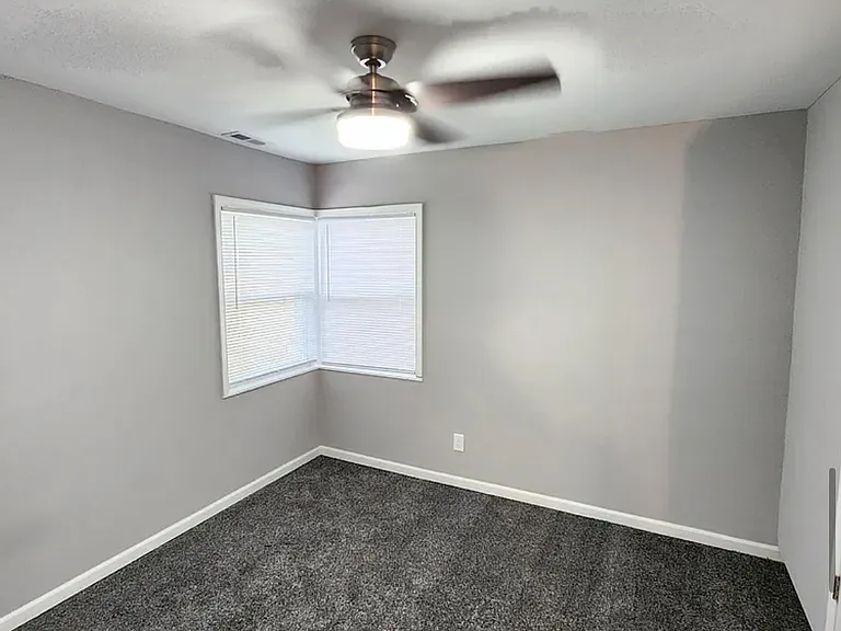 7809 Belmont Ave — Photo 7