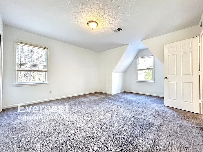 405 Revere Ct — Photo 27