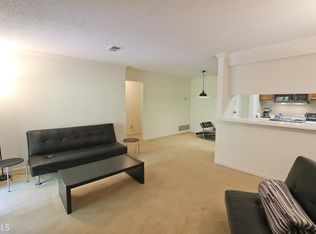 103 Barrington Hills Dr, Sandy Springs, GA