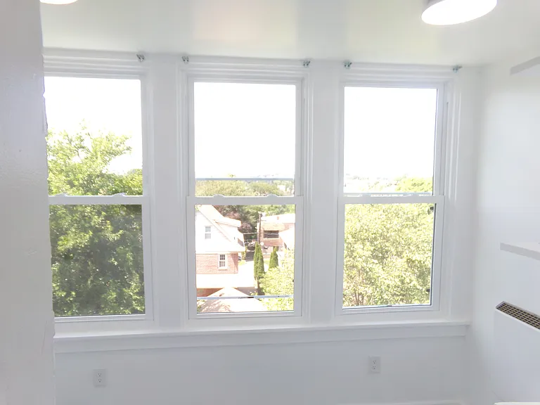 2830 Broadway Ave #2 — Photo 15