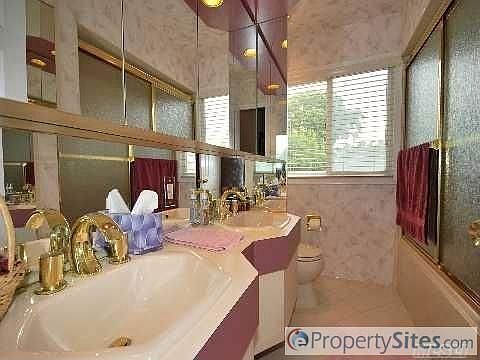 3rd image of 3 Bayview Pl E