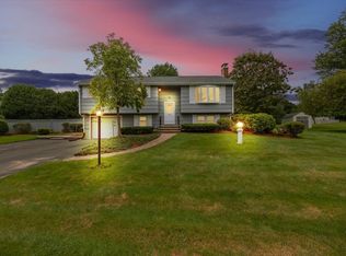 13 Heath Rd, South Easton, MA 02375