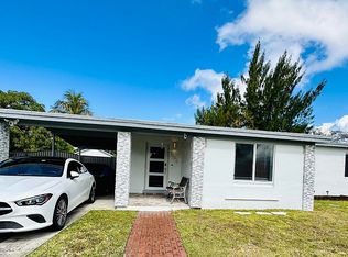 11311 SW 48th St, Miami, FL 33165