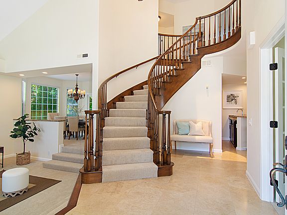 5th image of 5479 Pacifica Dr
