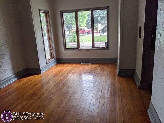 4th image of 2204 N Howard Ave