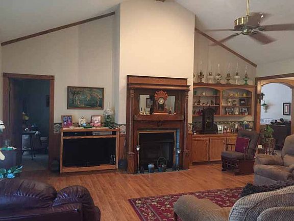 5th image of 2 Christy Ln