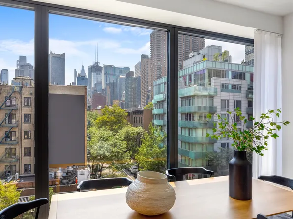 500 West 45th Street image 4 of 22