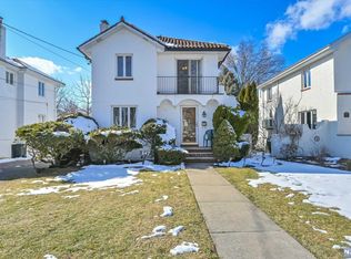 647 Bogert Rd, River Edge, NJ 07661