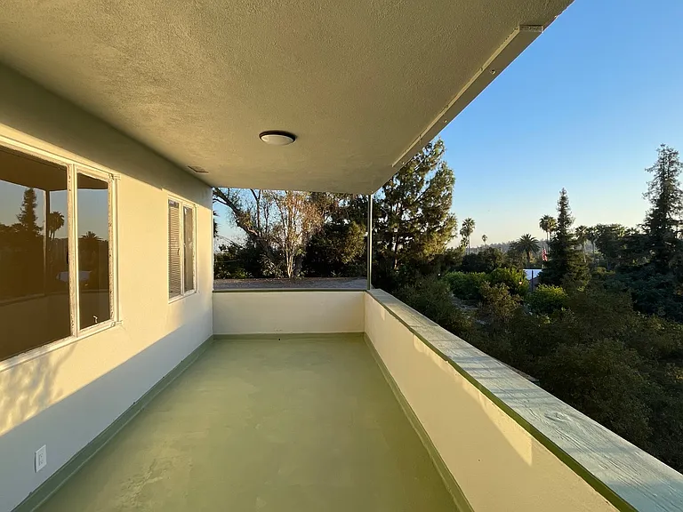 1675 Amberwood — Photo 13