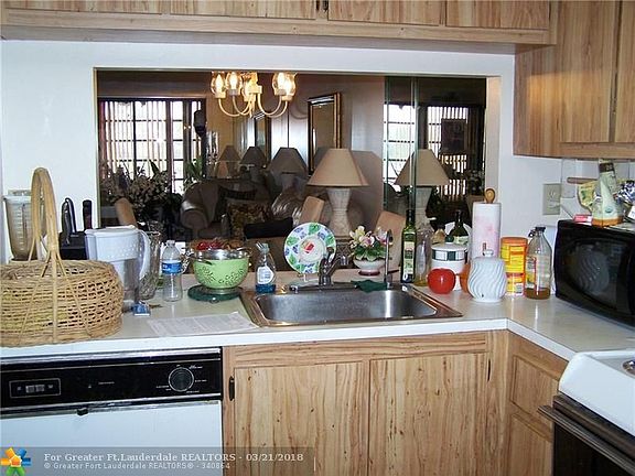 4th image of 2711 NW 104th Ave APT 102