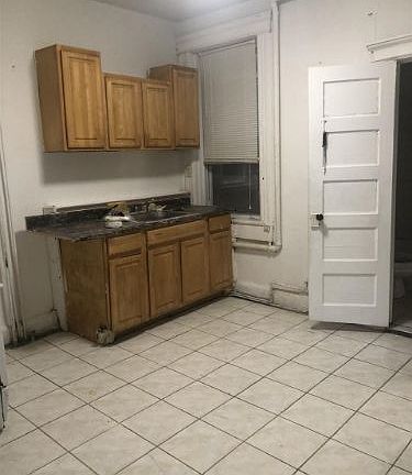 3rd image of 223 Pacific Ave #1A