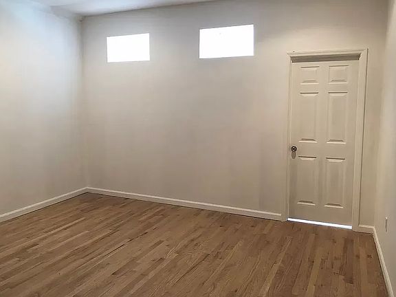 3rd image of 31 Prince St #4A