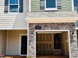 384 Avington Pl, Matthews, NC 28105
