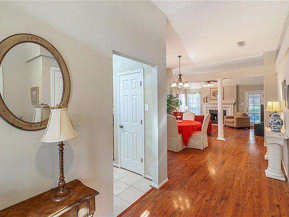 3rd image of 959 Freshwood Ct