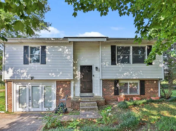 844 Witt Rd, Bowling Green, KY 42101