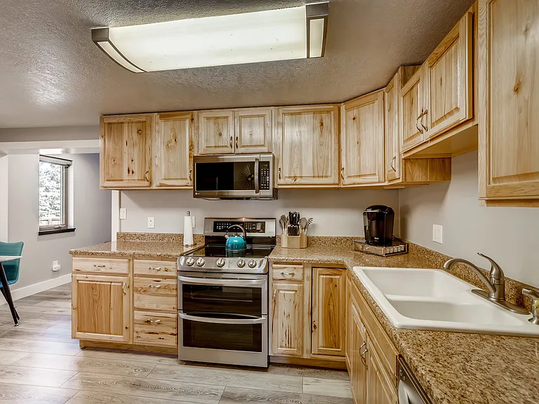 468 Cascade Cir — Photo 8