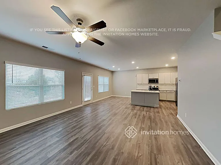 555 S Fortune Way — Photo 5