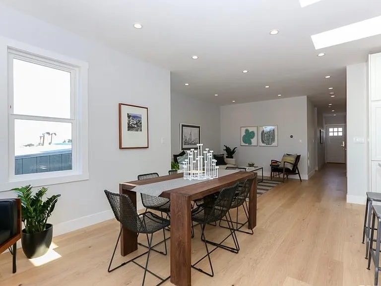 136 Harvard St — Photo 10