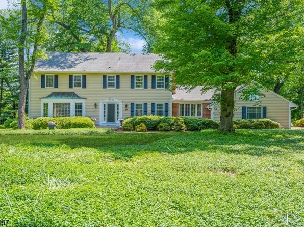 58 Robin Dr, Montgomery Twp., NJ 08558