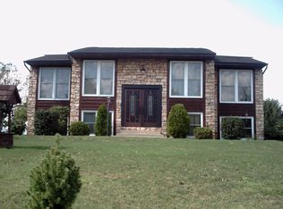 3447 Rothsville Rd, Ephrata, PA 17522