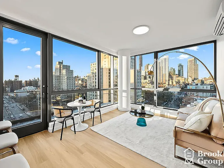 556 Baltic St #503 — Photo 2