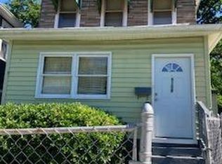 5208 Dix St NE, Washington, DC 20019