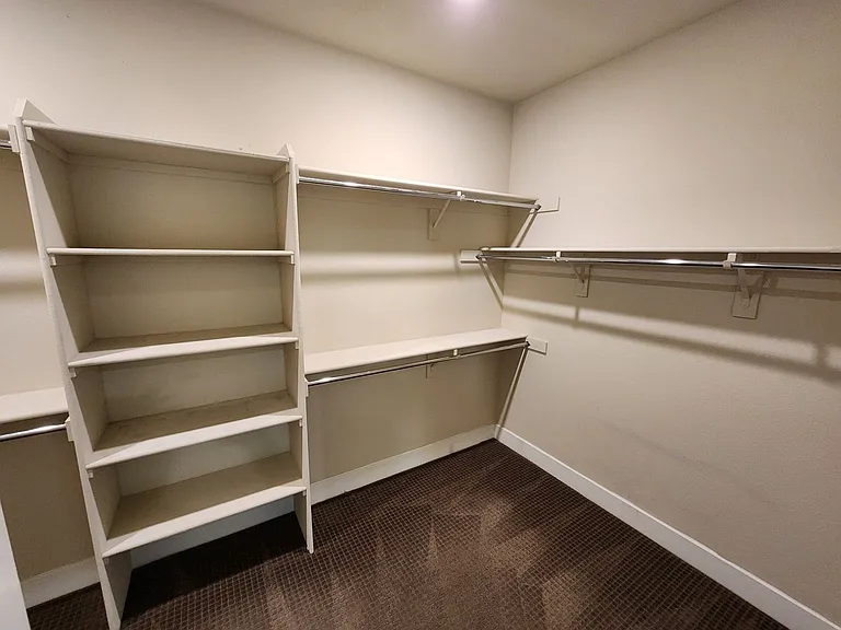 4549 Maple Crest St — Photo 30