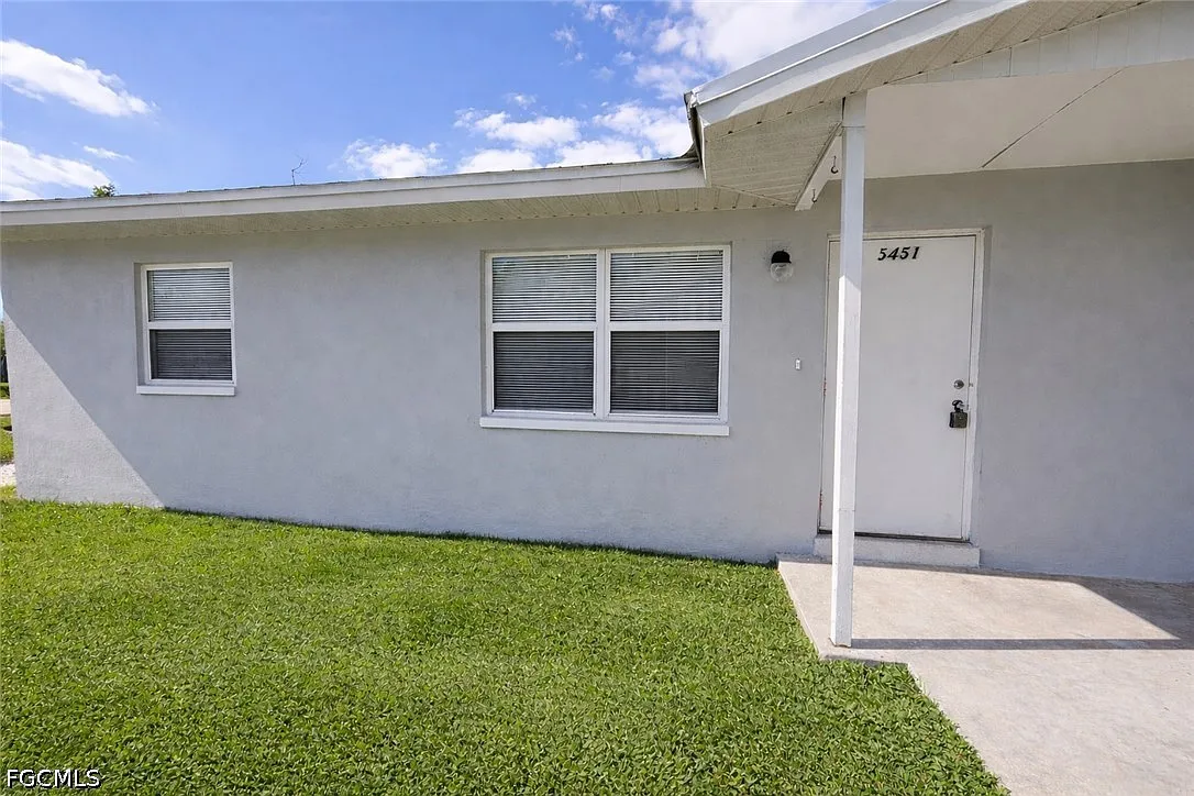 2 bed, 1.0 bath, 780 sqft, $995 — Photo 1