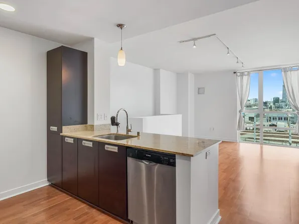 300 Berry St Unit 424, San Francisco, CA 94158