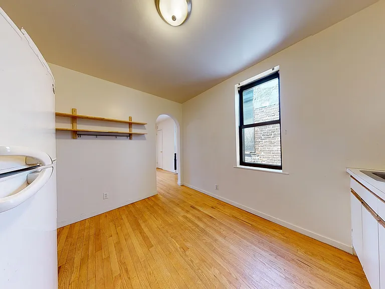 305 E 76th St #5B — Photo 7