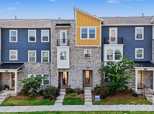 1717 Unison Dr, Charlotte, NC 28262