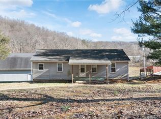 29395 Beitler Rd, Dennison, OH 44621