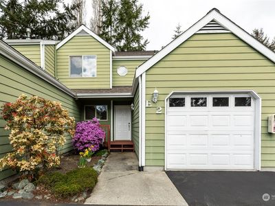 1250 SW Heller Street #E2, Oak Harbor, WA, 98277