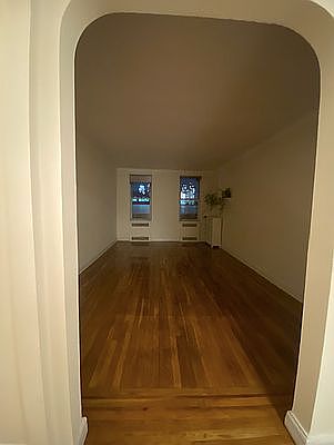 5th image of 41-43 39th Pl #3L