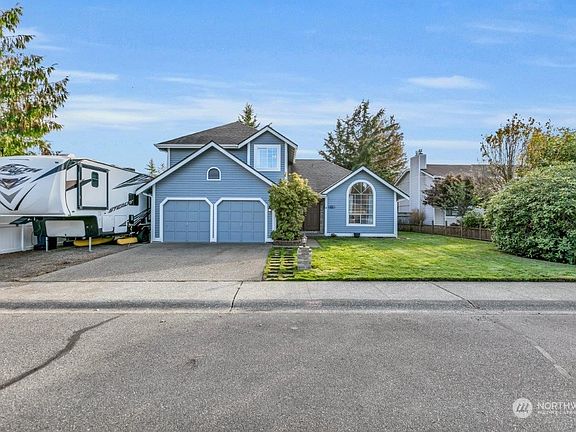 4th image of 906 Bathke Avenue