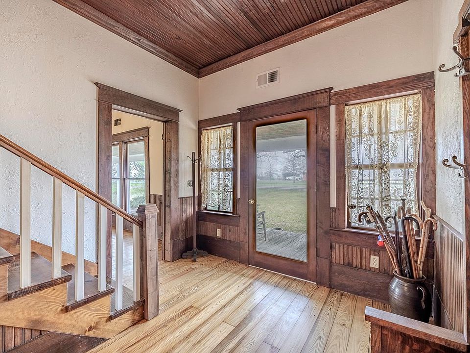 13th image of this home
