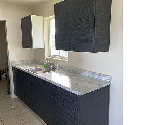 5th image of 2920 NW 207th St