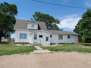 18714 450th Ave, Hayti, SD 57241