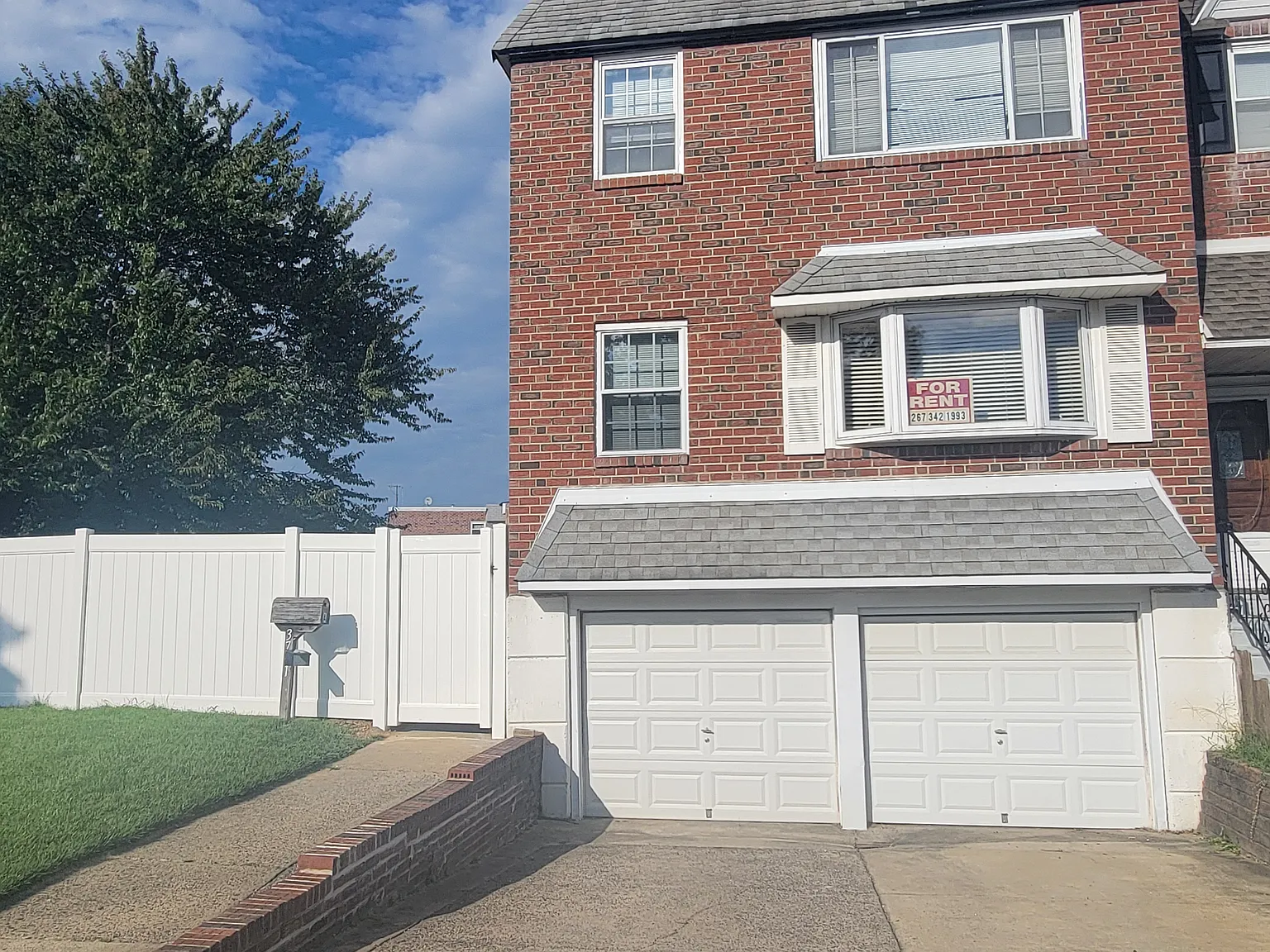 2 bed, 850 sqft, $1,500 — Photo 2